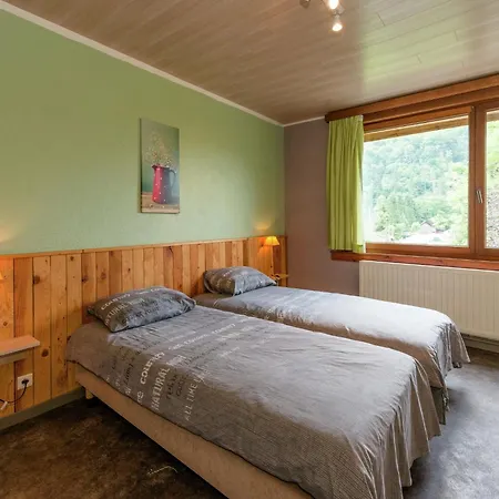 Сasa de vacaciones With Pool, Malmedy *