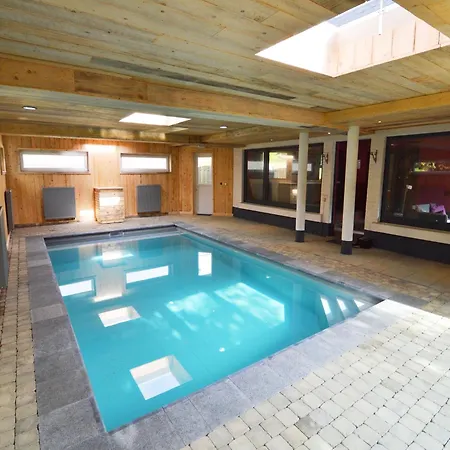 Сasa de vacaciones With Pool, Malmedy Beverce