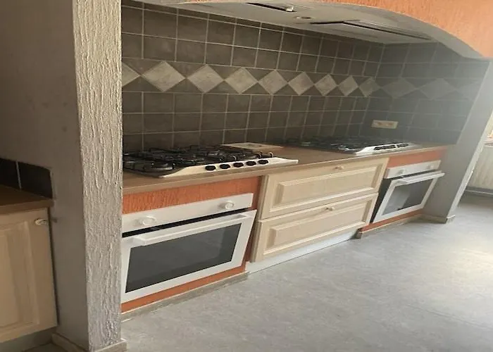 With Pool, Malmedy *