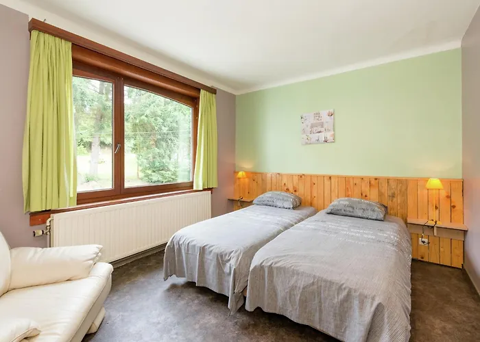 With Pool, Malmedy *